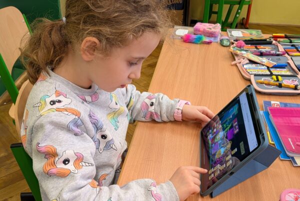 Náhledová fotka k článku: Prvňáci pracují v centrech aktivit